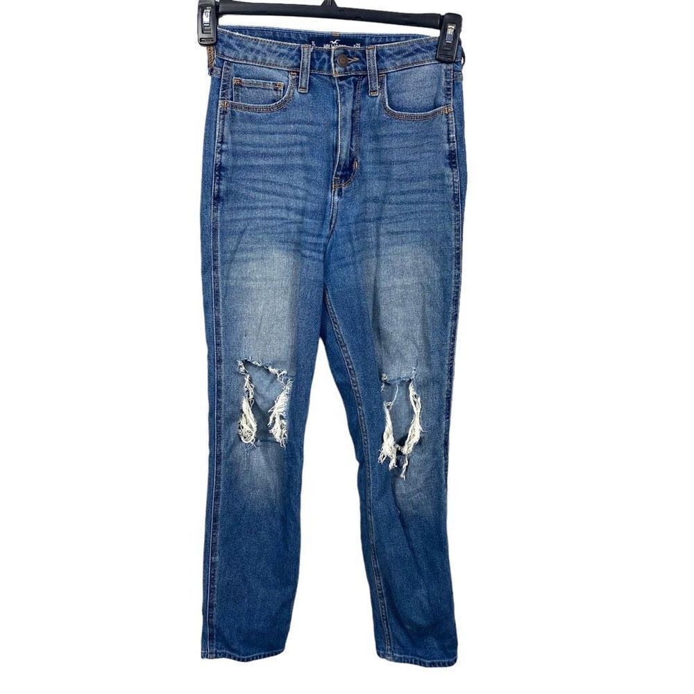 Hollister Ultra High-Rise Straight Leg Light Wash Mom Jeans Size 25
